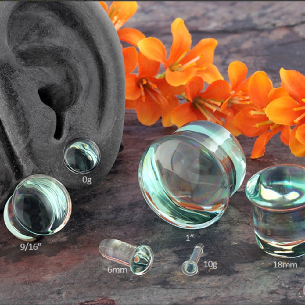 Single Flare Glass Stretching Plugs (7g and 5g)